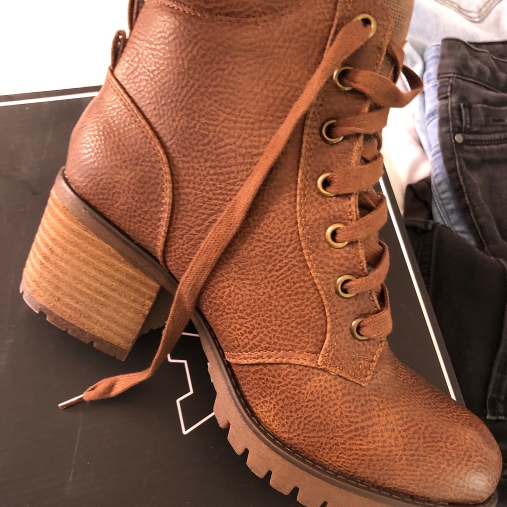 Brand NEW Boots